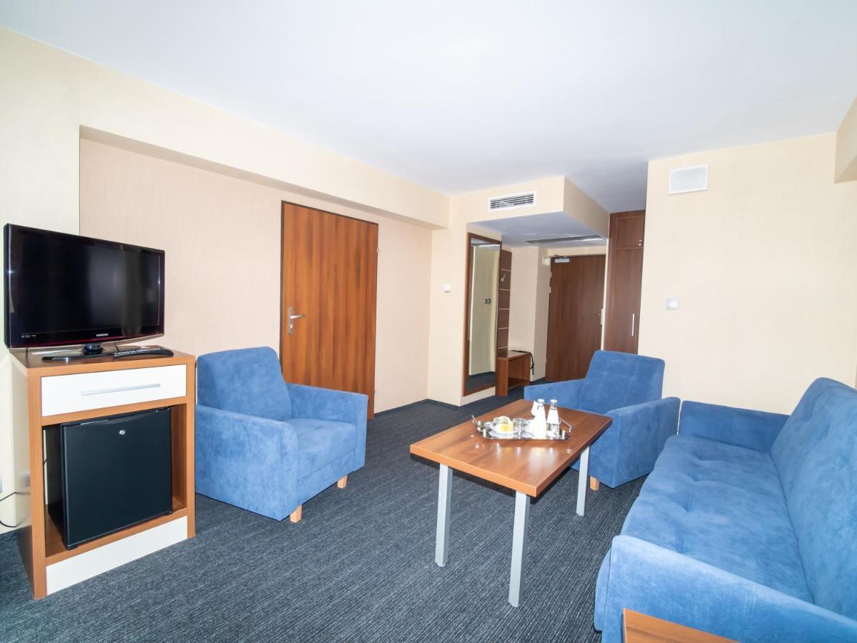 Hotel Tychy Extérieur photo
