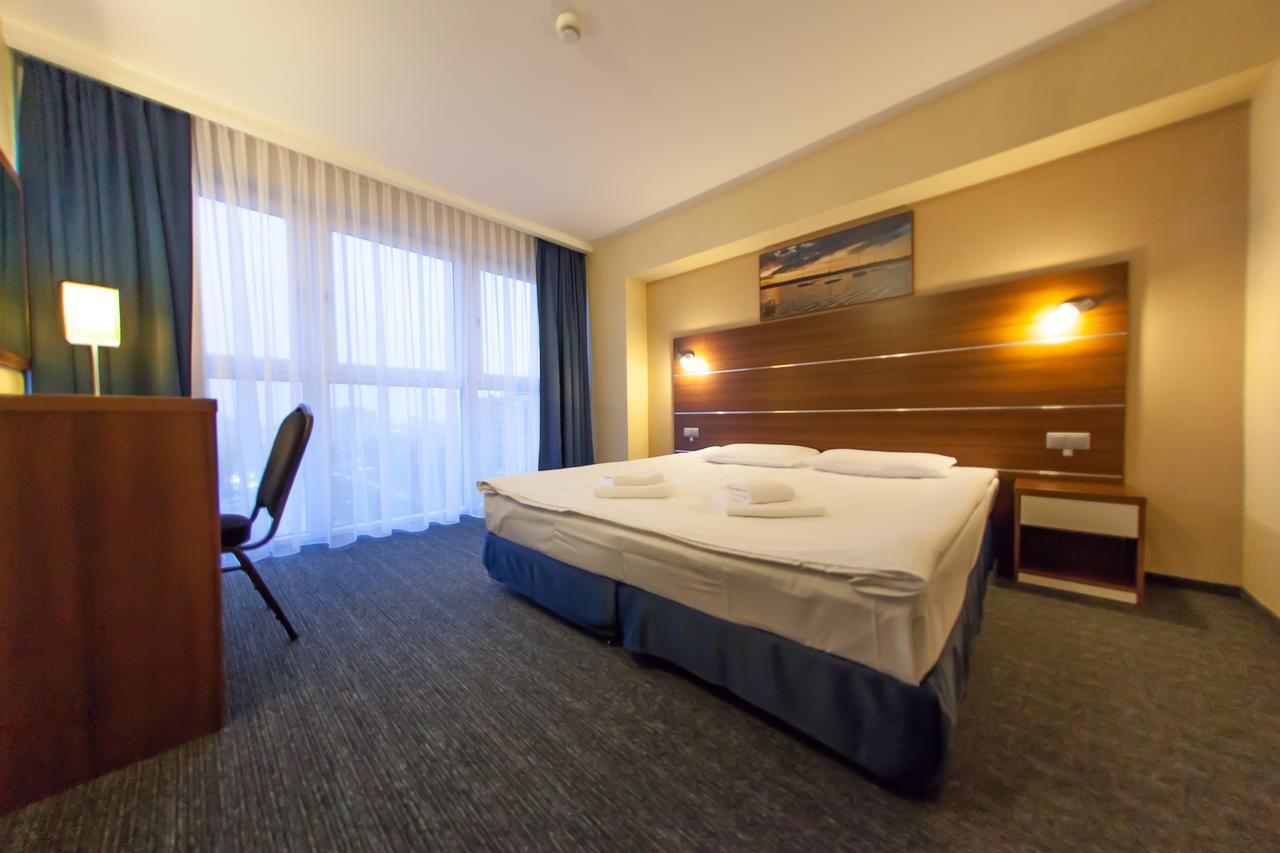 Hotel Tychy Extérieur photo